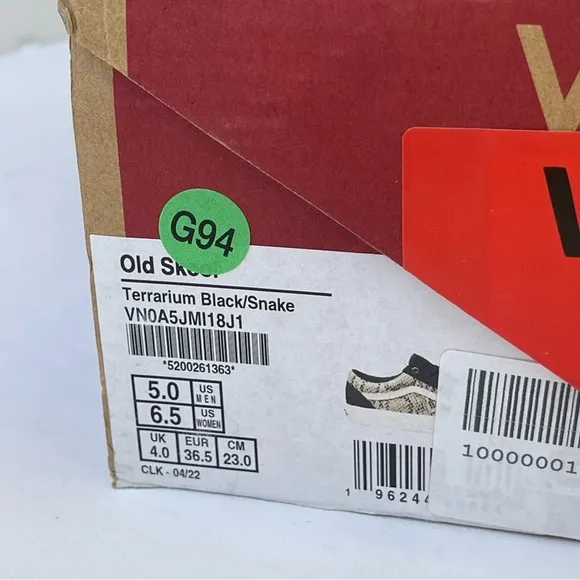 NWT Vans Old Skool Black Suede sneakers with snake print leather low top shoes