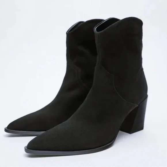 NWT ZARA GENUINE SUEDE BLACK POINTED TOE BOOTS 39