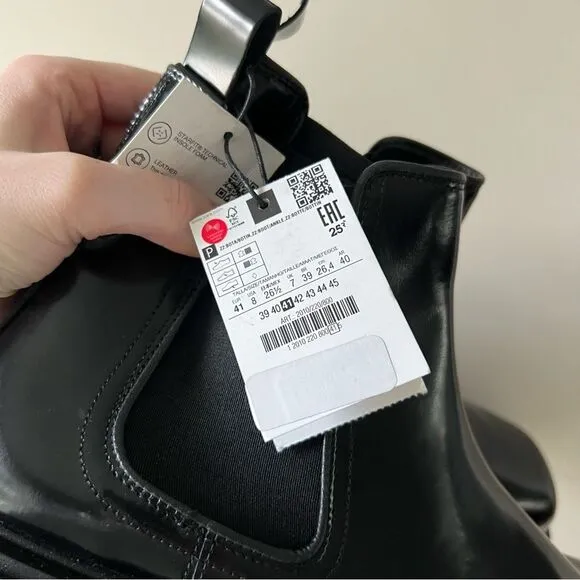 NWT Zara Men's Limited Edition Square Toe Leather Chelsea Boots in Black