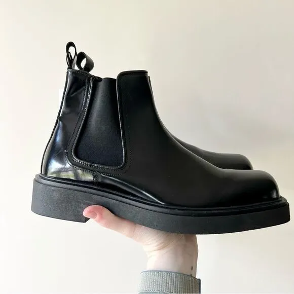 NWT Zara Men's Limited Edition Square Toe Leather Chelsea Boots in Black