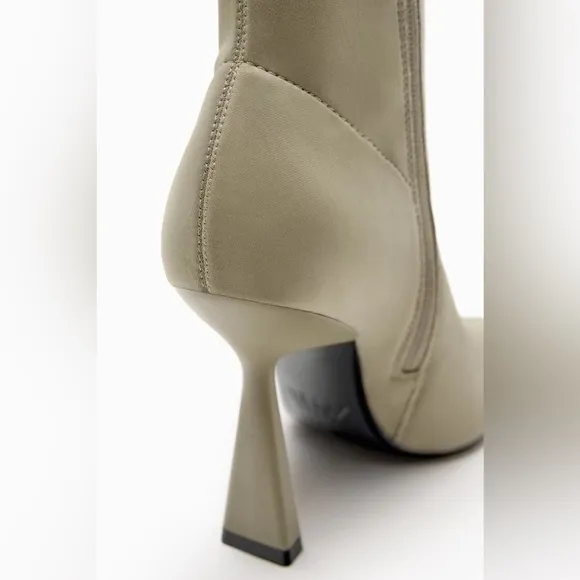 NWT. Zara Taupe Gray Stretch Fabric Heeled Ankle Boots. Size 8.