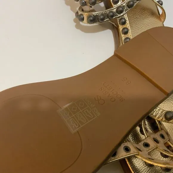 Oasis Society Oaklyn Studded Gladiator Gold Silver Sandals Sz. 8.5
