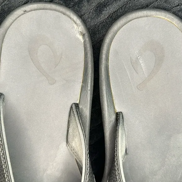 ‘Ohana Olukai$80 NewMen’s Water-Friendly Beach Sandals in Pavement