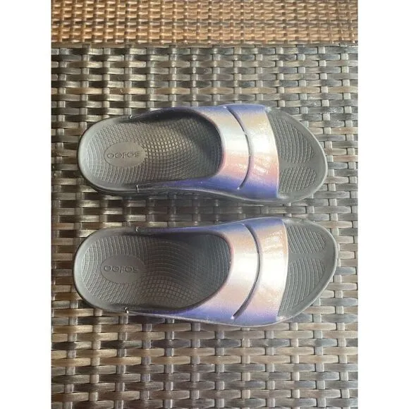 Oofos sandals womens size 10