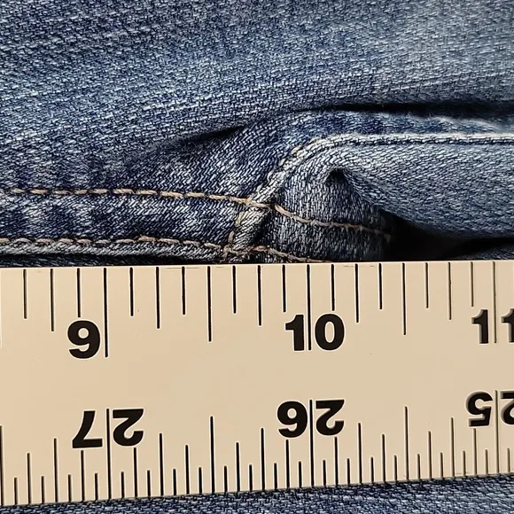 Paige High Rise Bell Canyon Distressed Jeans Size 28