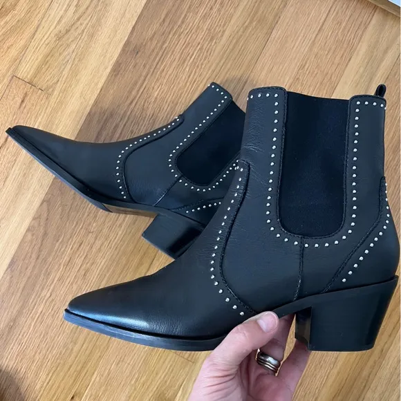 🛍️Paige Willa Black Studded Western Chelsea Boots Black Pointed Toe 10.5/11