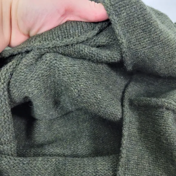 PANDEMONIUM 100% Wool Knit Sweater Sz Small