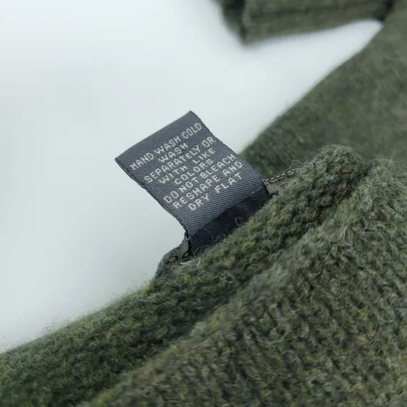 PANDEMONIUM 100% Wool Knit Sweater Sz Small