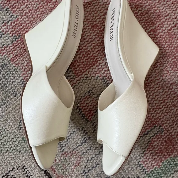 Paris Texas Women's Cream Wedge Sandals