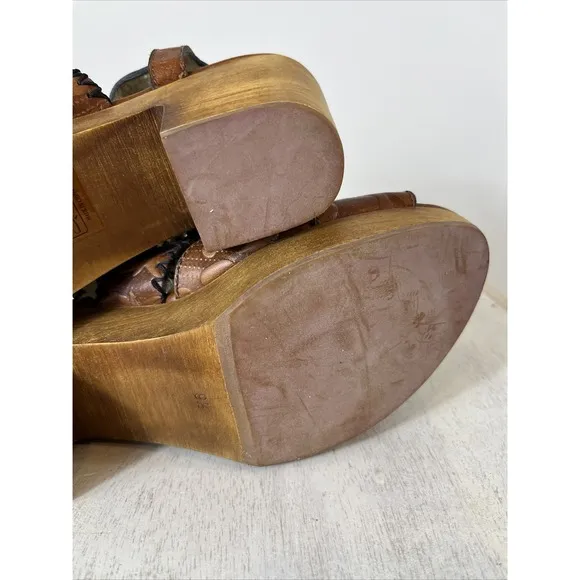 Patricia Nash Viola Brown Floral Leather  Wood Block Heel Sandals Size 9.5