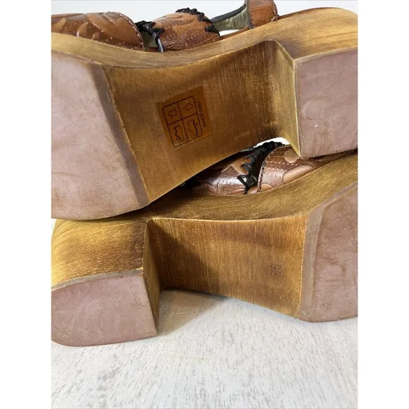 Patricia Nash Viola Brown Floral Leather  Wood Block Heel Sandals Size 9.5