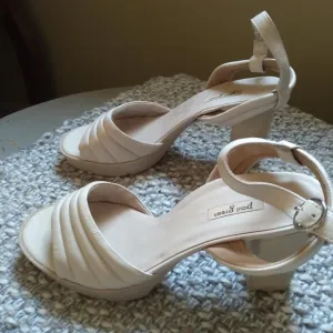 Paul Green Women's Sassy Bone Leather Heel Sandals