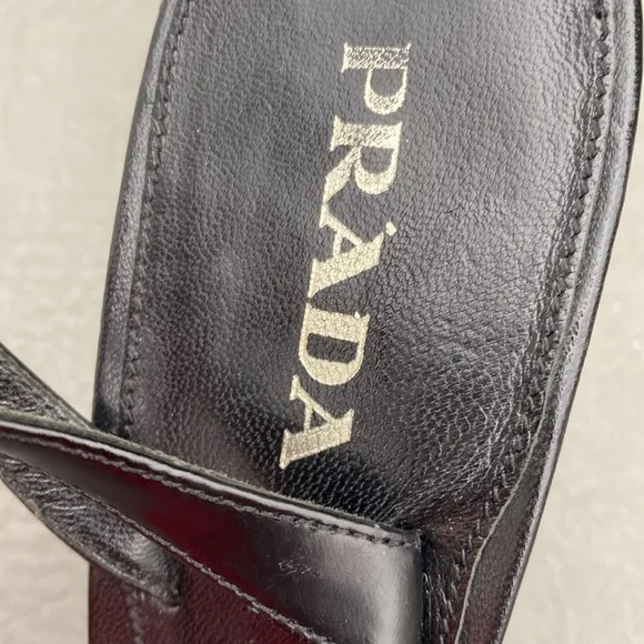 Prada black leather sandals with adjustable straps size 39