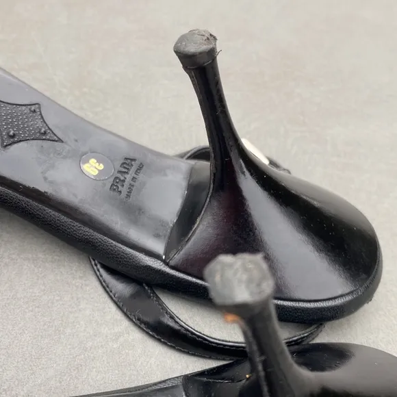 Prada black leather sandals with adjustable straps size 39