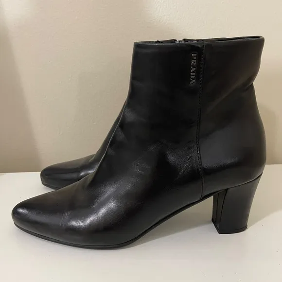 Prada Boots Womens 38 / 8 Black Leather Ankle Chunky Zip Designer Logo Italy
