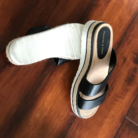 🆕Preston &amp; York Sandals.  NWT  000AE