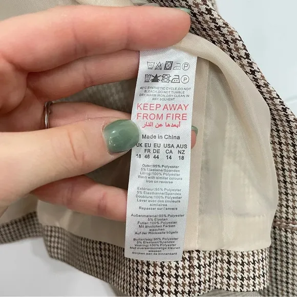PrettyLittleThing Plus Brown Dogtooth Double Breasted Cropped Blazer NWT 18