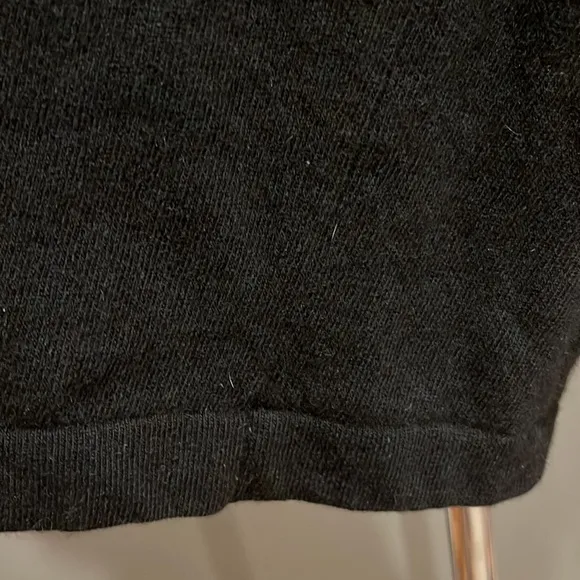 🍕Pringle of Scotland 100% Cashmere Sweater | Black Crewneck Ribbed Cuffs