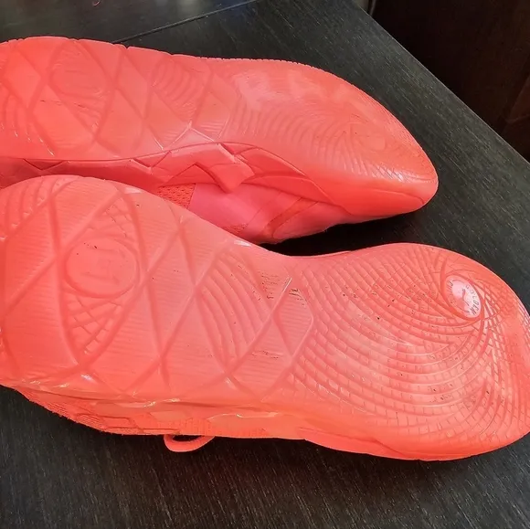 Puma LaMelo Ball Mb.01 Breast Cancer Awareness Basketball Sneakers