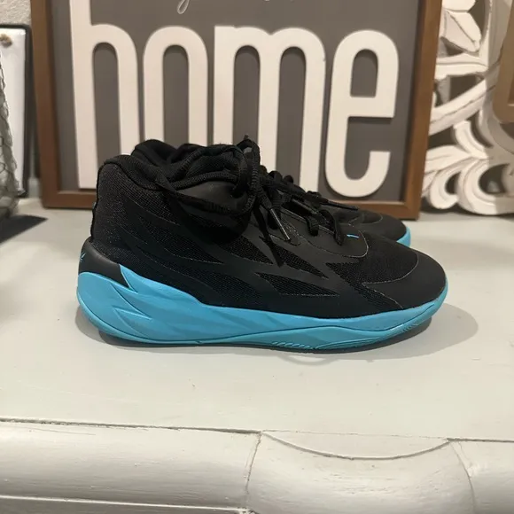 Puma Mb.02 Basketball  Youth Boys Black Sneakers Athletic Shoes size 1Y