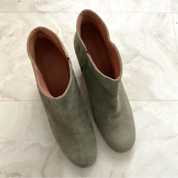 Rachel Comey Mars Dusty Green Suede Round Toe Chunky Heel Ankle Boots size 8