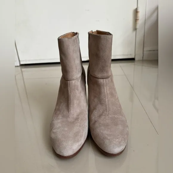 Rag &amp; Bone New York CLASSIC NEWBURY Suede Boots in Beige Size 39