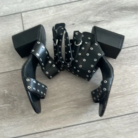 Rebecca Minkoff Carter Black Studded ankle strap block heel Sandals size 8