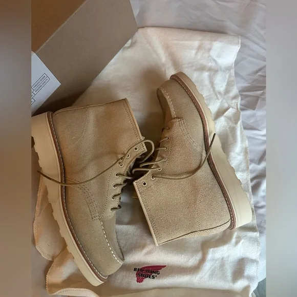 Red Wing Heritage Classic Moc Toe Boots