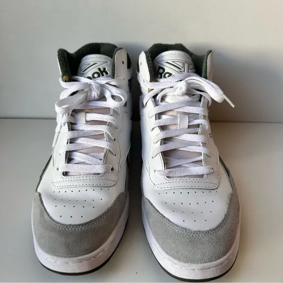 Reebok BB400 Unisex Dark Green, White, &amp; Light Gray Atheletic Mid Sneaker Sz:9.5