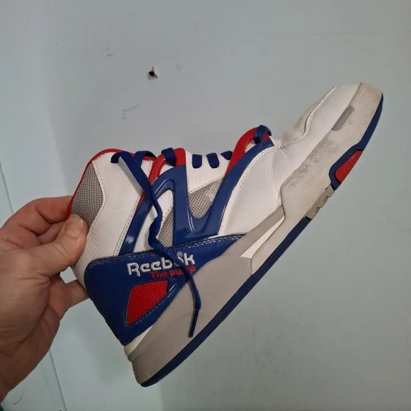 Reebok Pump Omni Zone II Men's‎ “Pistons” Basketball Sneakers 11.5