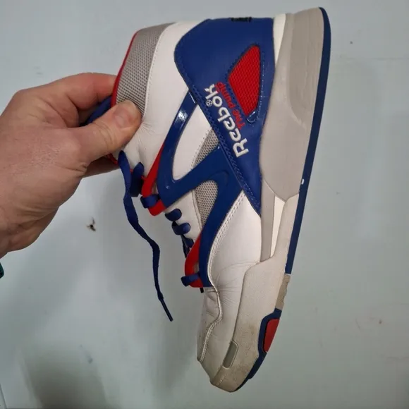 Reebok Pump Omni Zone II Men's‎ “Pistons” Basketball Sneakers 11.5