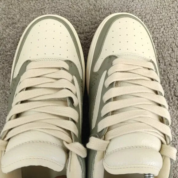 Represent Clo Reptor Low Mens Size 7.5 Shoes Khaki Cream Skater Sneakers