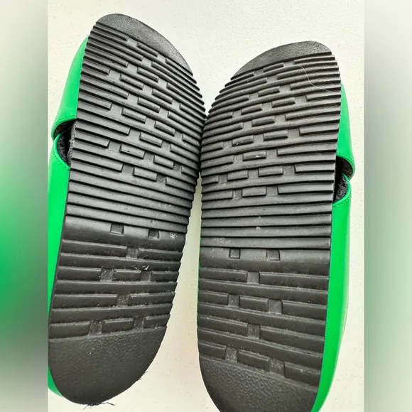 Roam Foldy Vegan Leather Sandals/Slides Size 7