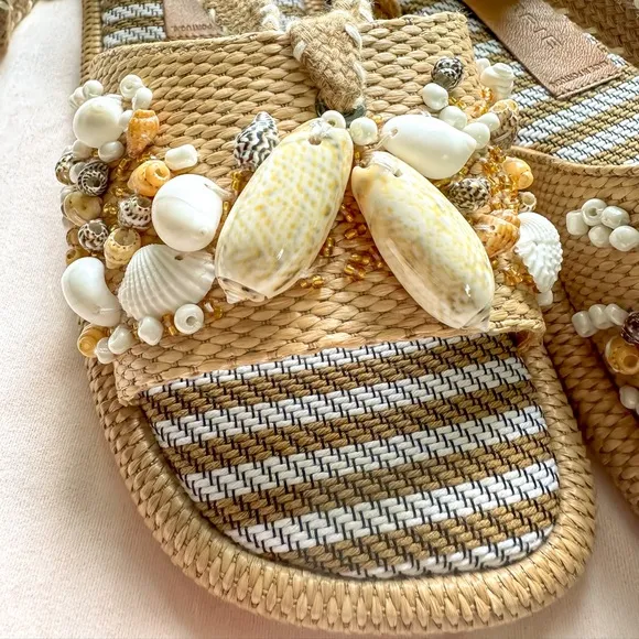 ROBERT CLERGERIE Bugeniet Tan Straw Sandals