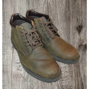 Rockport men’s boots. Hydro shield waterproof hiking boots. Size 13