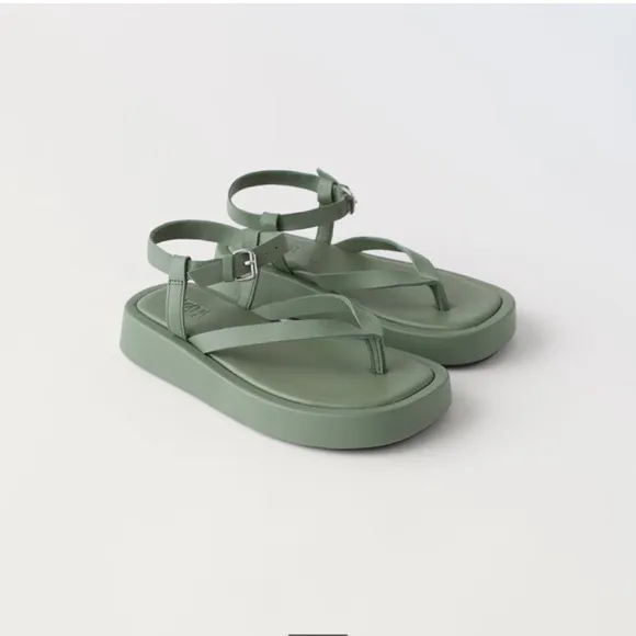 ✨SALE✨ ZARA LEATHER SANDALS✨SALE ✨