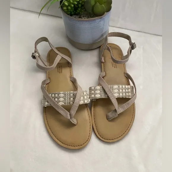 ❤️SALE❤️✨🆕✨New Toms Sandals