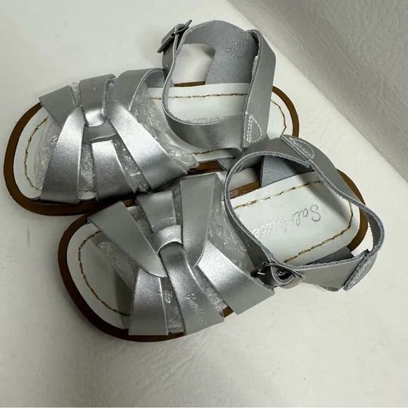 Salt water original Silver toddlers Sandals size 6