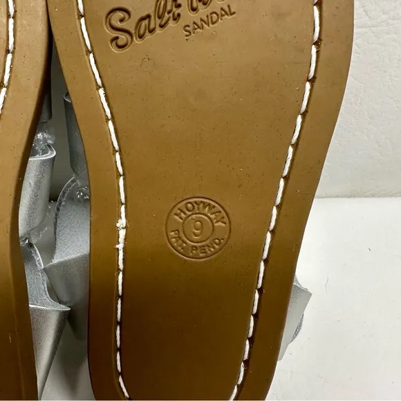 Salt water original Silver toddlers Sandals size 6