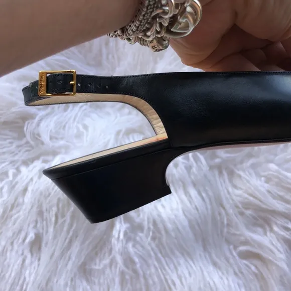 Salvatore Ferragamo slingback peep toe leather sandals Pumps