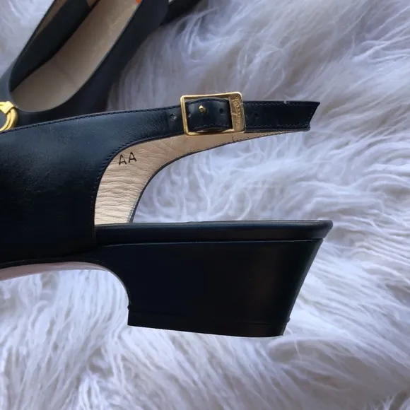 Salvatore Ferragamo slingback peep toe leather sandals Pumps