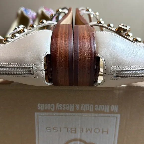 Sam Edelman • Women’s Estella Studded Gladiator Sandal • Size 8.5 • Sandshell •