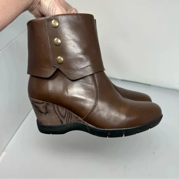 Sanita Maddox Brown Leather Booties size 39 US 8 - 8.5 EUC Comfort Classic