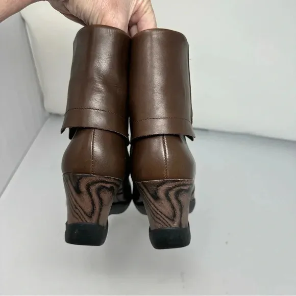 Sanita Maddox Brown Leather Booties size 39 US 8 - 8.5 EUC Comfort Classic