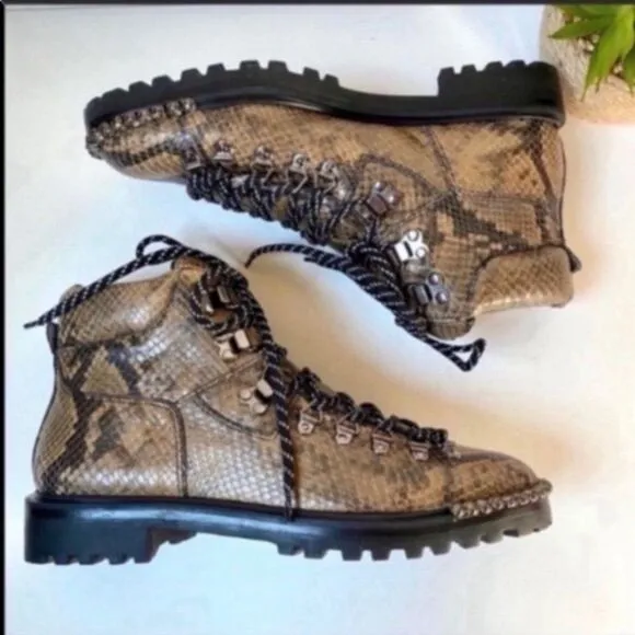 Schutz Ariabelle Lug Sole Booties 8.5 rhinestone detail