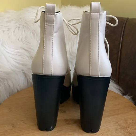 Seychelles | Lacey White Platform Lace Up Chunky Moto High Heel Boots NWOT 8.5M