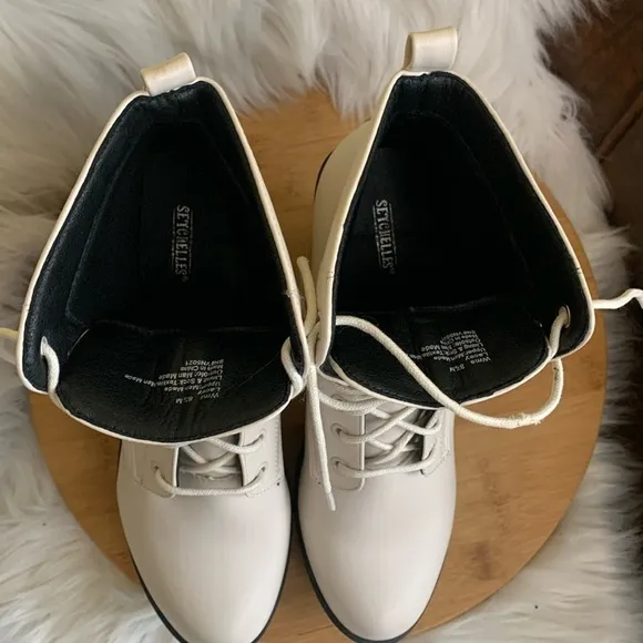 Seychelles | Lacey White Platform Lace Up Chunky Moto High Heel Boots NWOT 8.5M