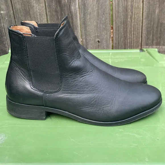 Shoe The Bear Chelsea Boots EU Size 41 US 8 Black Leather Elastic Side Panels
