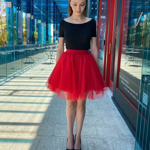 Short Red tutu tulle skirt - size small (fits size 0-8 US)