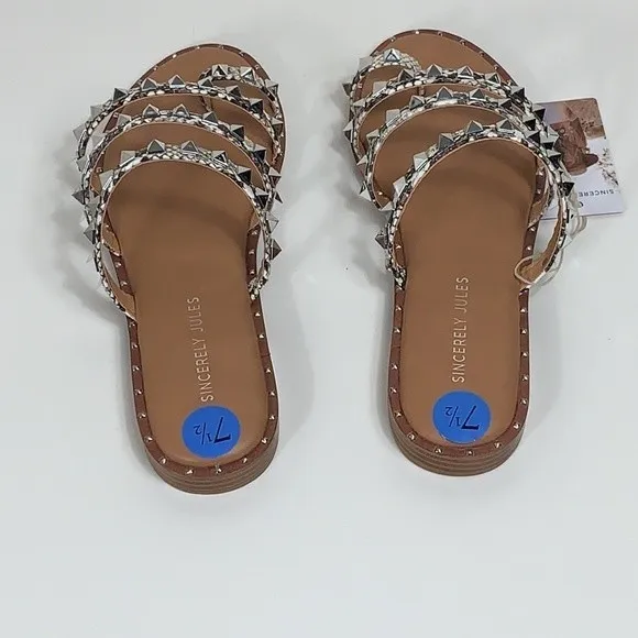 Sincerely Jules Women’s Tan/Silver Snake Skin Studded Sandals Size 7.5 New